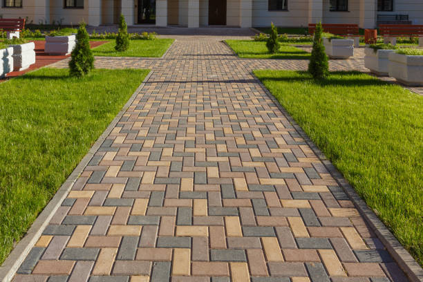 Best Custom Driveway Pavers  in Oxoboxo River, CT